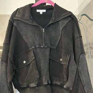 Size Medium quarter zip pullover.